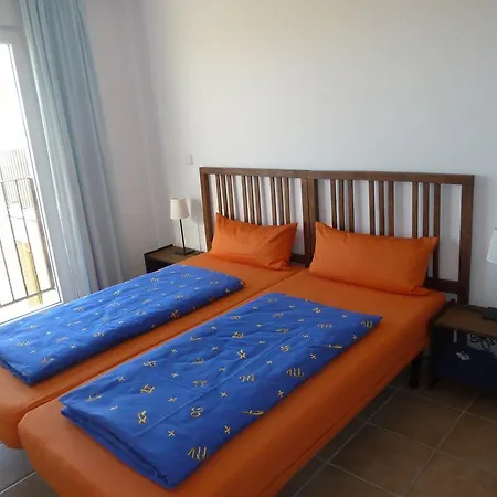 莫拉蒂诺斯旅馆 2*