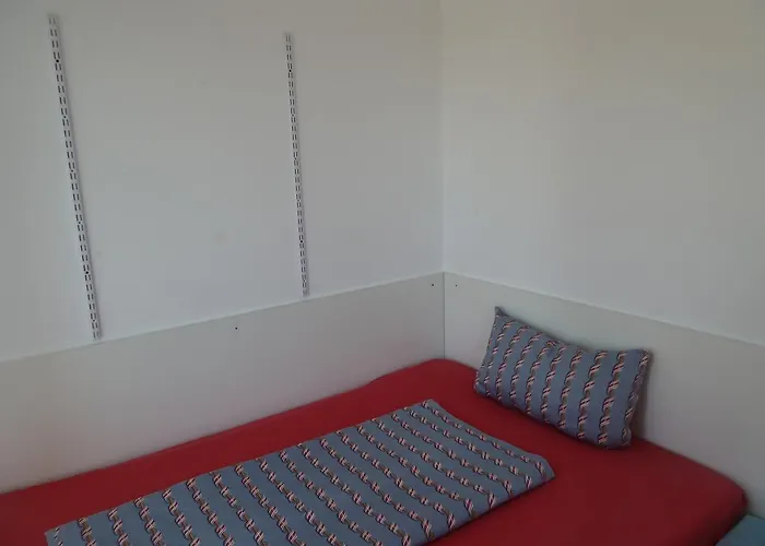 Отель Hostal Moratinos Моратинос