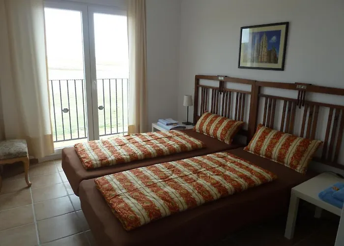 Отель Hostal Moratinos 2*