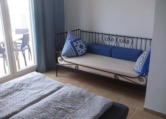 호텔 Hostal Moratinos 2*